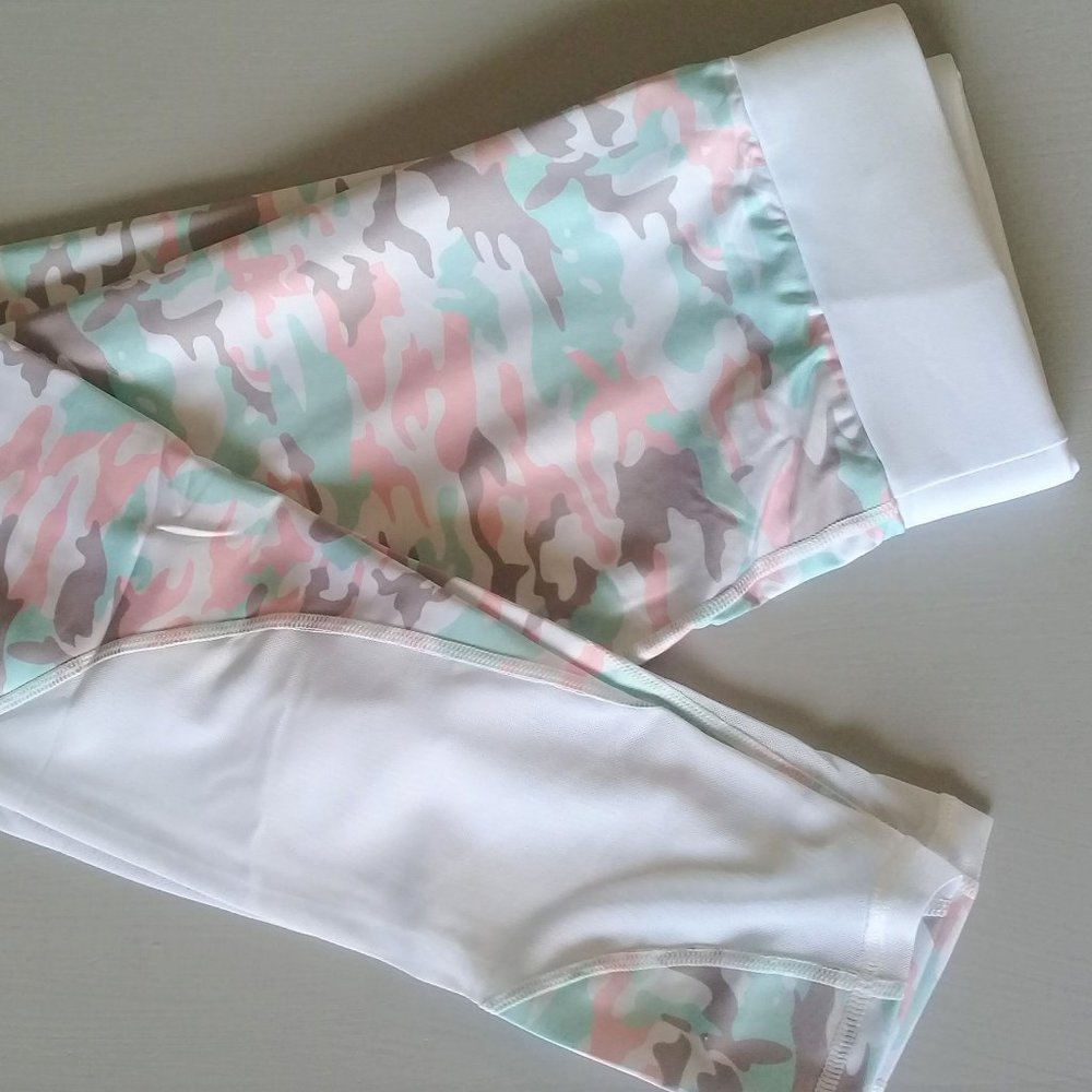 NEW! Pink and mint green camouflage workout pant